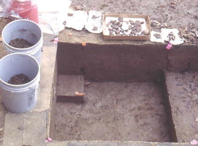 The flotation block is in the upper left corner of this unit, ready for excavation and collection